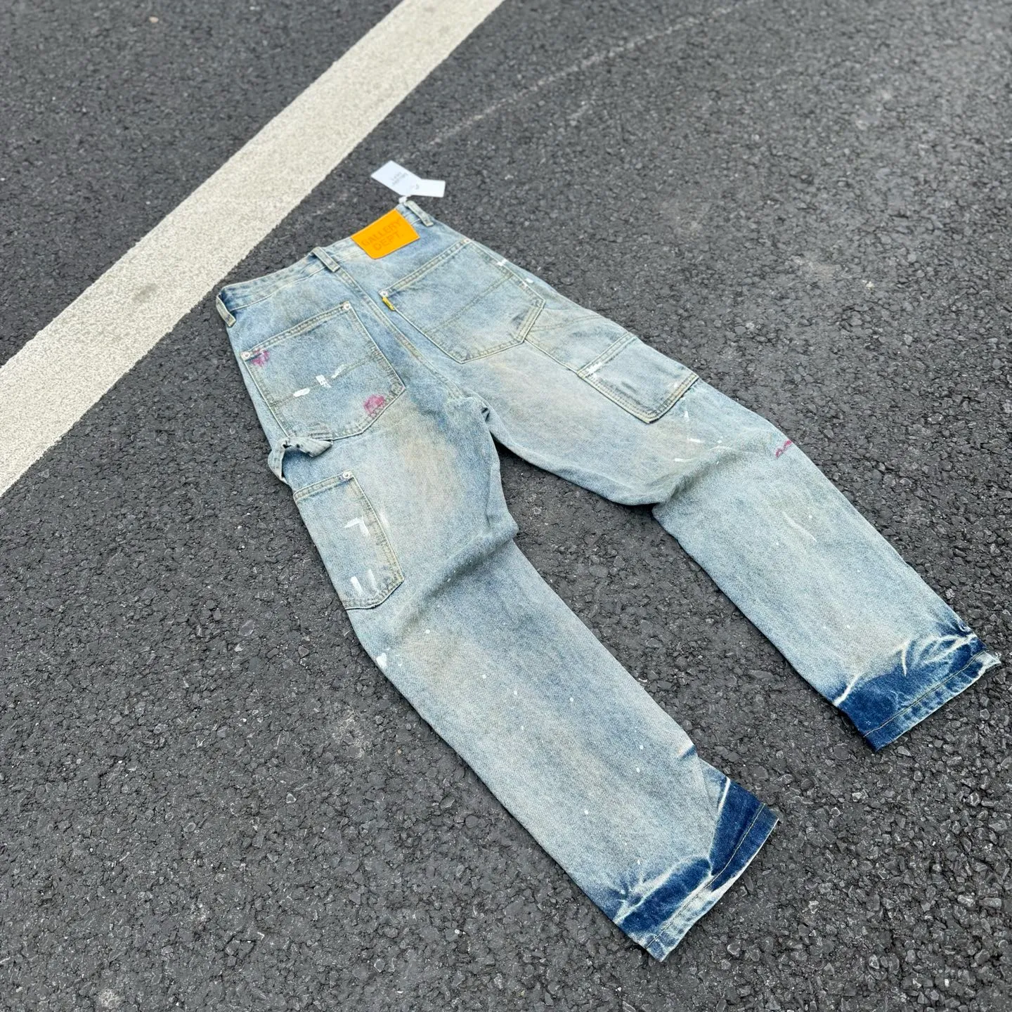 #8179 P260💰 GALLERY DEPT. Vintage splash-ink hole-cut logging, spray-dirty mud-dyed loose washed jeans - truly restore the ultimate texture of Vintage - original hardware accessories washed and other elevators, QR code analysis are all purchased from the original factory, high degree of restoration, you are welcome to compare with a certain product ~ - Three-dimensional version Loose and comfortable, not picky about the figure, tall and slim, factory Seiko, original quality control, same style for men and women, can be matched with couples, versatile recommendation Essential jeans for all seasons - sizes: 28 30 32 34 36